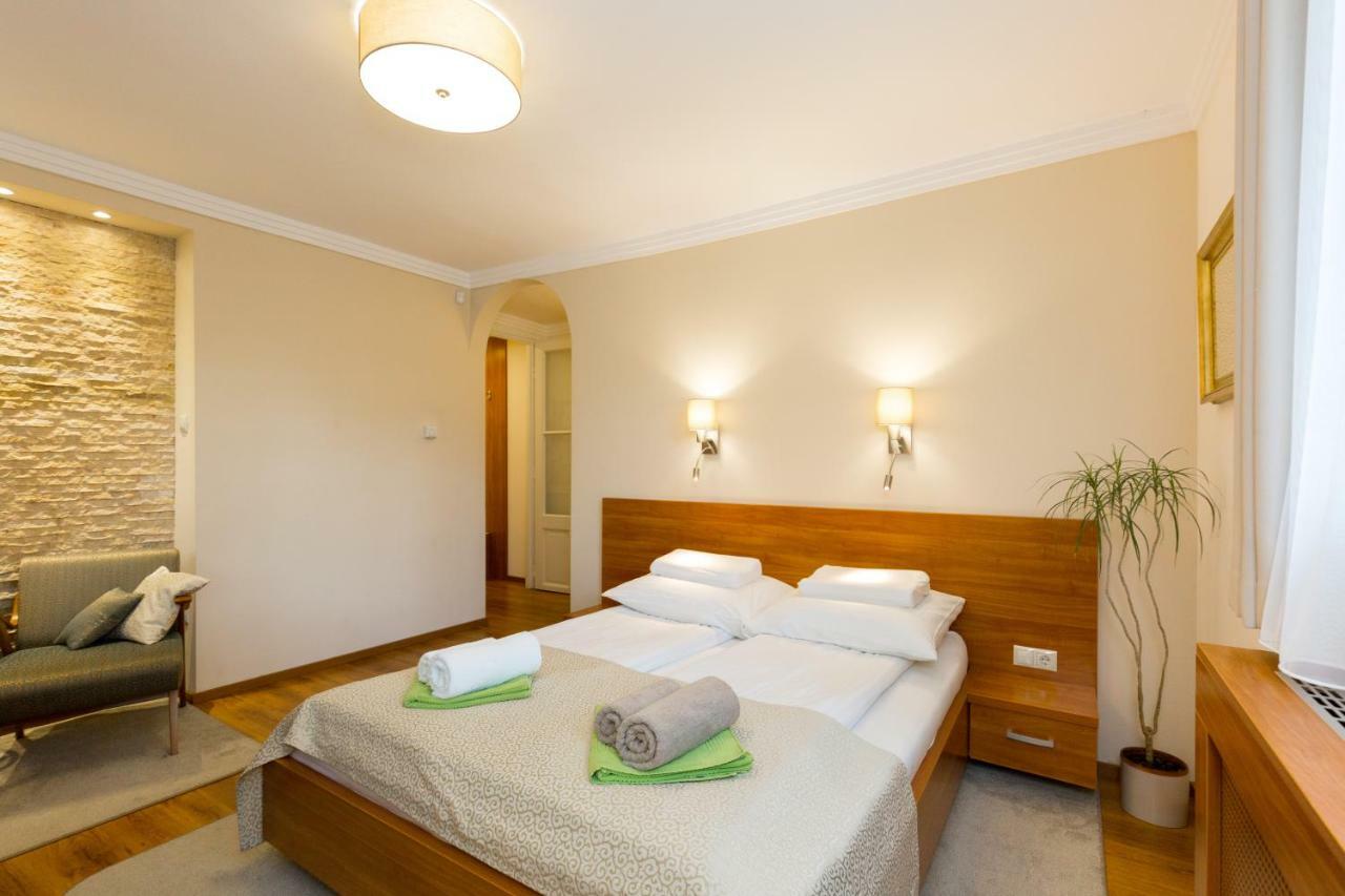 Citypark Villa Flat ブダペスト エクステリア 写真
